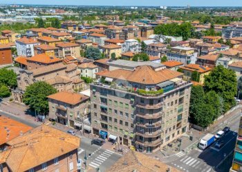 Three-room apartment Via san leonardo, Parma (neighborhood San Leonardo) - photo 3