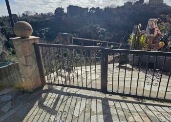 Trilocale ROCCHE DI CORONATA, Genova (zona Cornigliano) - foto 32