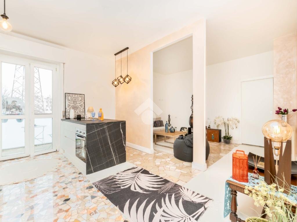 Two-room apartment Via Marco D'Agrate, Milano (neighborhood Vigentino) - photo 1