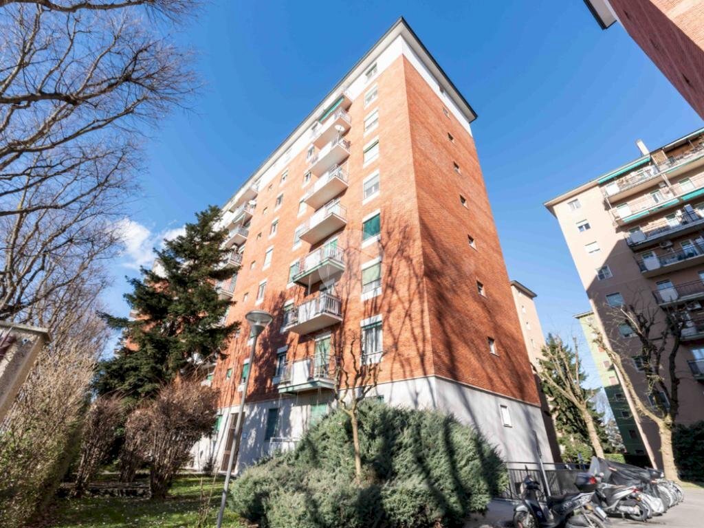 Three-room apartment Via Francesco Primaticcio, Milano - photo 2