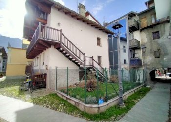 Trilocale via Abbé Joseph Marie Treves, Aosta - foto 2