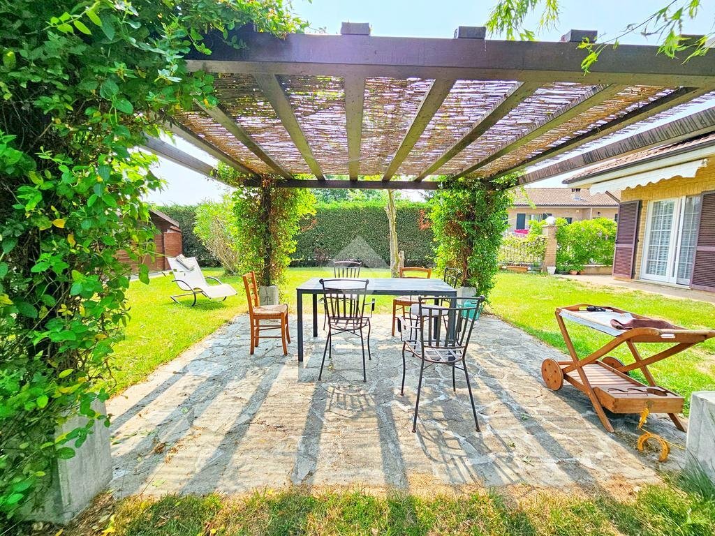 Villa Via al. Sale, Alessandria - foto 2