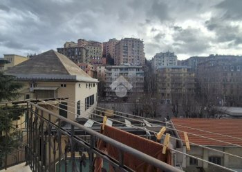 Quadrilocale Via Monticelli, Genova (zona Marassi) - foto 1