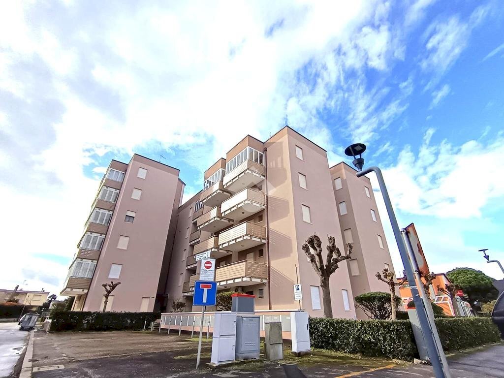 Trilocale Viale Giacomo Puccini, Ravenna (zona Lido Adriano) - foto 1