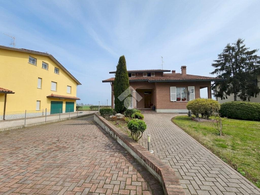 Villa Via Focaccia, Ravenna (zona Campiano) - foto 1