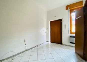 Two-room apartment Via Fratellanza, Bollate - photo 3