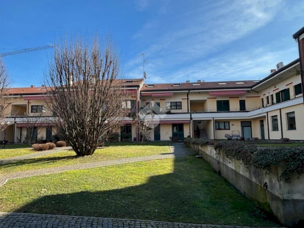 Bilocale Via Giuseppe Verdi, Corbetta - foto 1