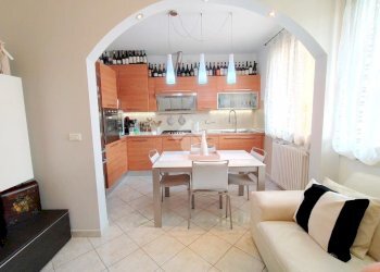 Bilocale Via EMILIO ALESSANDRINI n. 26, Ravenna (zona Santo Stefano) - foto 1