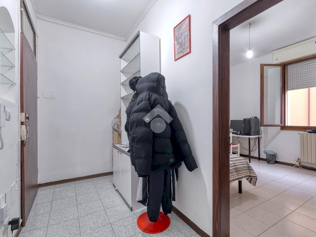 Four-room apartment Via del porto, Bologna (neighborhood Centro Storico) - photo 3