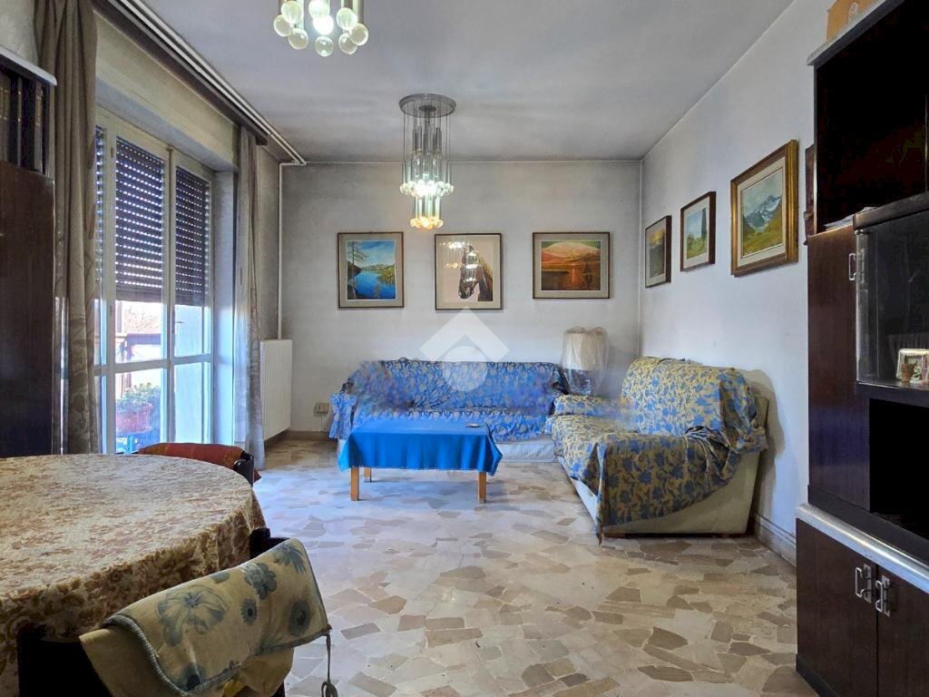 Three-room apartment Via romagna, Cinisello Balsamo - photo 2
