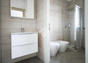 One-room apartment Via Cesare Battisti, Cormano - photo 15