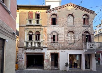 Foto 14 - Stabile - Palazzo VICOLO TREVISI
 
17, Treviso - foto 14