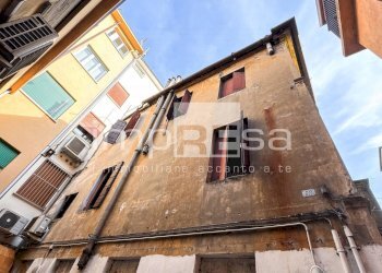 Foto 16 - Stabile - Palazzo VICOLO TREVISI
 
17, Treviso - foto 16