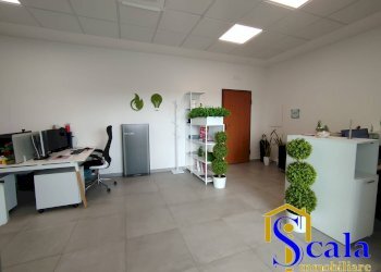 Foto 5 - Office via nazionale appia, Curti - photo 5