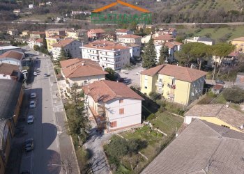 Foto 1 - Casa indipendente VIA LORENZO D'ALESSANDRO, San Severino Marche - foto 1