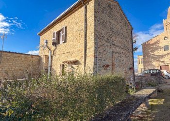 Foto 10 - Casa indipendente Via Castello
 
42, Montelparo - foto 10