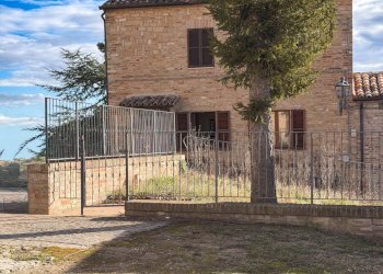 Foto 32 - Casa indipendente Via Castello
 
42, Montelparo - foto 32