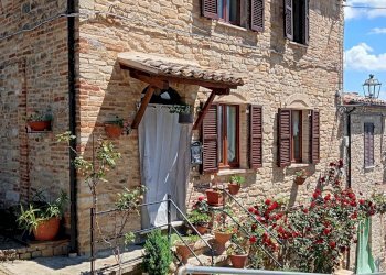 Foto 1 - Casa indipendente Via Castello
 
42, Montelparo - foto 1