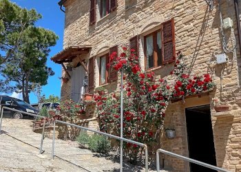 Foto 3 - Casa indipendente Via Castello
 
42, Montelparo - foto 3