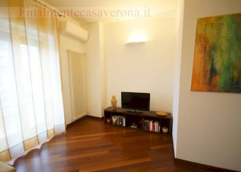 sala - Appartamento Via Maddalena di Canossa, Verona - foto 9