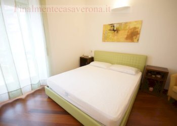 camera matrimoniale - Appartamento Via Maddalena di Canossa, Verona - foto 10