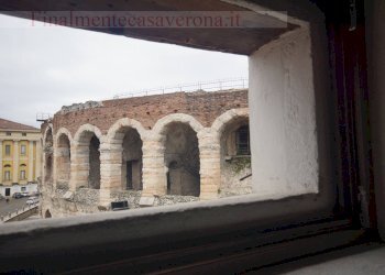 vista - Appartamento Piazza Mura Gallieno
 
143, Verona - foto 12