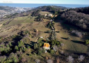 Foto 4 - Rustico Contrada San Biagio
 
6, Ripatransone - foto 4