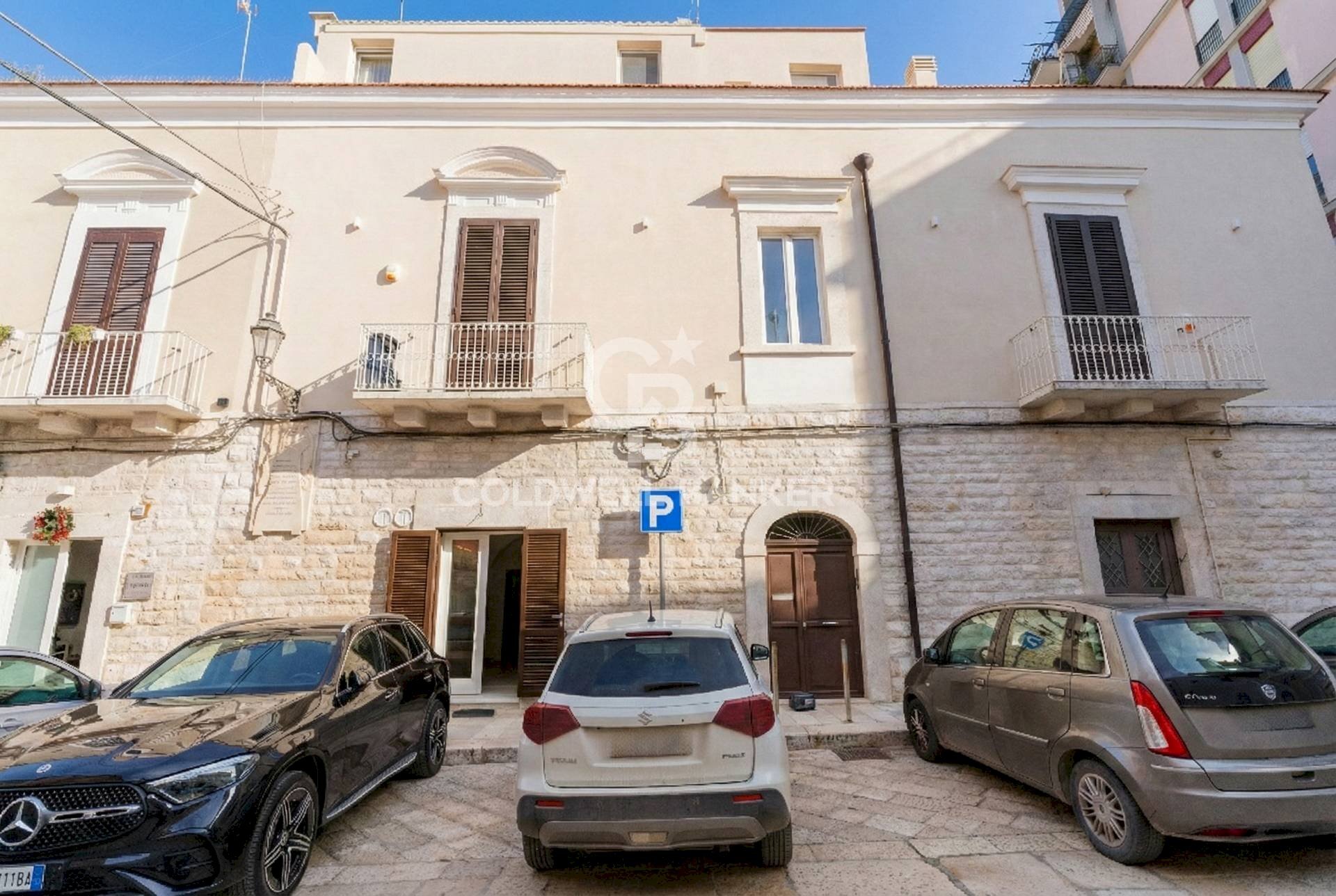 Foto 1 - Commercial Premises Via Santa Maria
 
34, Trani - photo 1