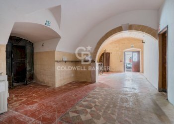 Foto 10 - Locale Commerciale Via Santa Maria
 
34, Trani - foto 10