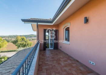 Foto 37 - Villa via Saragat
 
20, Montescudo - Monte Colombo - foto 37