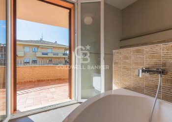 Foto 40 - Villa via Saragat
 
20, Montescudo - Monte Colombo - foto 40