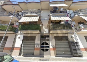 Edificio all\'aperto - Commercial Premises Casoria - photo 5