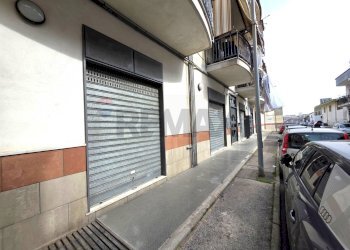 Edificio all\'aperto - Commercial Premises Casoria - photo 4