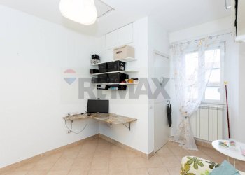 Soggiorno / notte - Monolocale Via Mereghetti
 
14, Settimo Milanese - foto 3