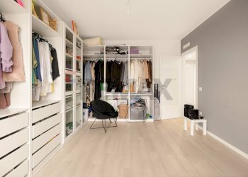 Cabina armadio - Three-room apartment Via Monte Grappa
 
19, Agrate Brianza - photo 3