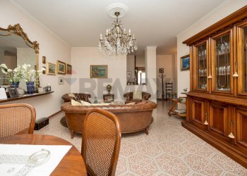 Sala da pranzo - Quadrilocale Silvio Pellico
 
40, Garbagnate Milanese - foto 10