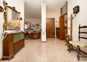 Hall / corridoio - Quadrilocale Silvio Pellico
 
40, Garbagnate Milanese - foto 13