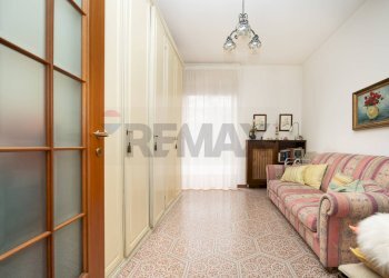 Soggiorno - Quadrilocale Silvio Pellico
 
40, Garbagnate Milanese - foto 14