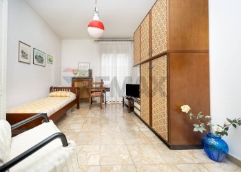 Camera / camera da letto - Quadrilocale Silvio Pellico
 
40, Garbagnate Milanese - foto 18