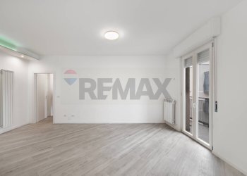 Stanza vuota - Trilocale Via Francesco Cilea
 
6, Pioltello - foto 11