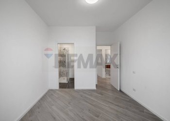 Stanza vuota - Trilocale Via Francesco Cilea
 
6, Pioltello - foto 22