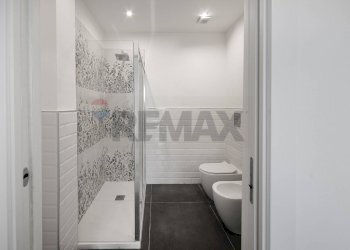 Bagno - Trilocale Via Francesco Cilea
 
6, Pioltello - foto 23