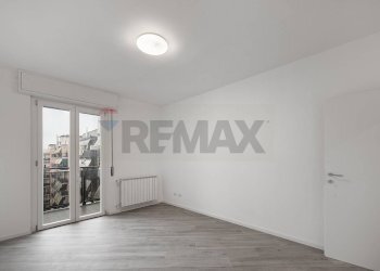 Stanza vuota - Trilocale Via Francesco Cilea
 
6, Pioltello - foto 27