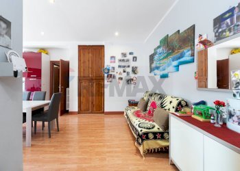 Sala da pranzo - Trilocale Via Garigliano Vicinale
 
155, Monterotondo - foto 1