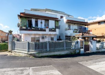 Casa all\'aperto - Trilocale Via Garigliano Vicinale
 
155, Monterotondo - foto 23