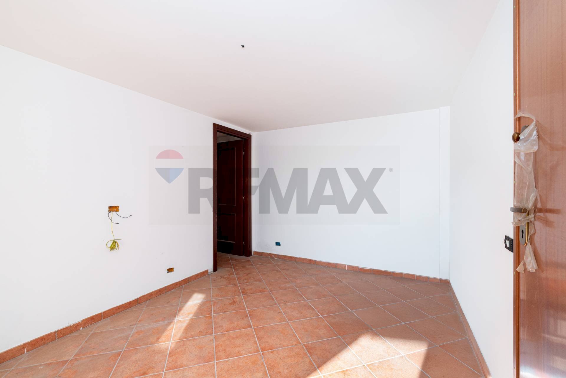 Stanza vuota - Bilocale VIA SALARIA
 
219/B, Monterotondo - foto 2