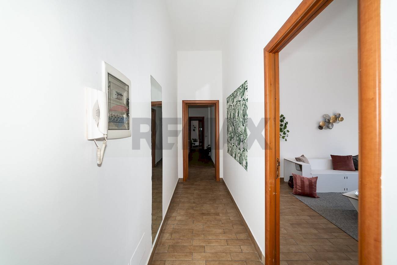 Hall / corridoio - Quadrilocale Viale Vittorio Veneto
 
31, Catania - foto 2