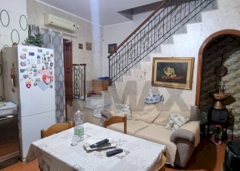 Cucina - Casa indipendente VIA ROCCHE
 
44, Paterno - foto 1