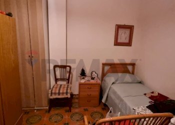 Camera / camera da letto - Casa indipendente VIA ROCCHE
 
44, Paterno - foto 13