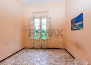 Stanza vuota - Casa indipendente via tripoli
 
15-17, Giarre - foto 7